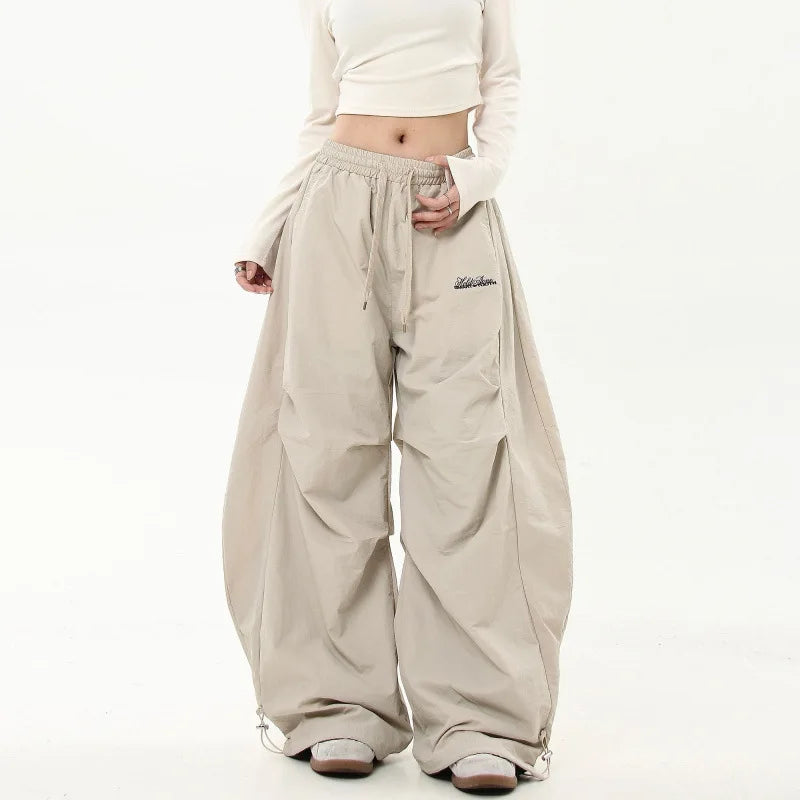 American retro hip-hop street work pants with a high-end feel, pleated umbrella, military workwear, high waisted drawstring pant